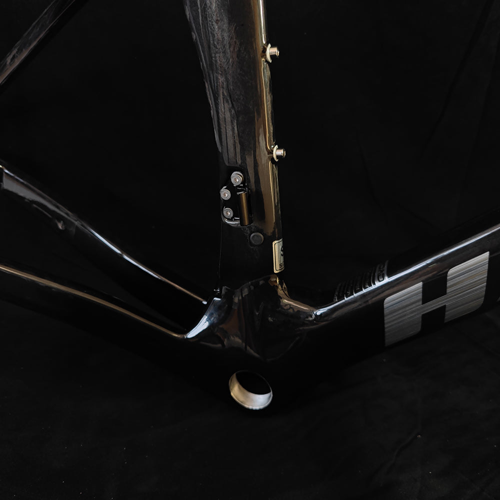 Model S 2023 carbon racing bike frameset black/gold – Carbon bike